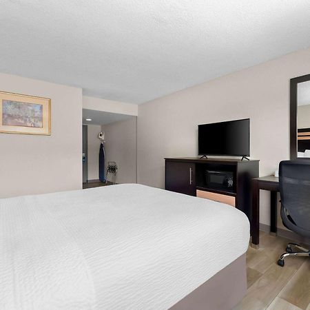 Days Inn By Wyndham Albany Suny Exterior foto