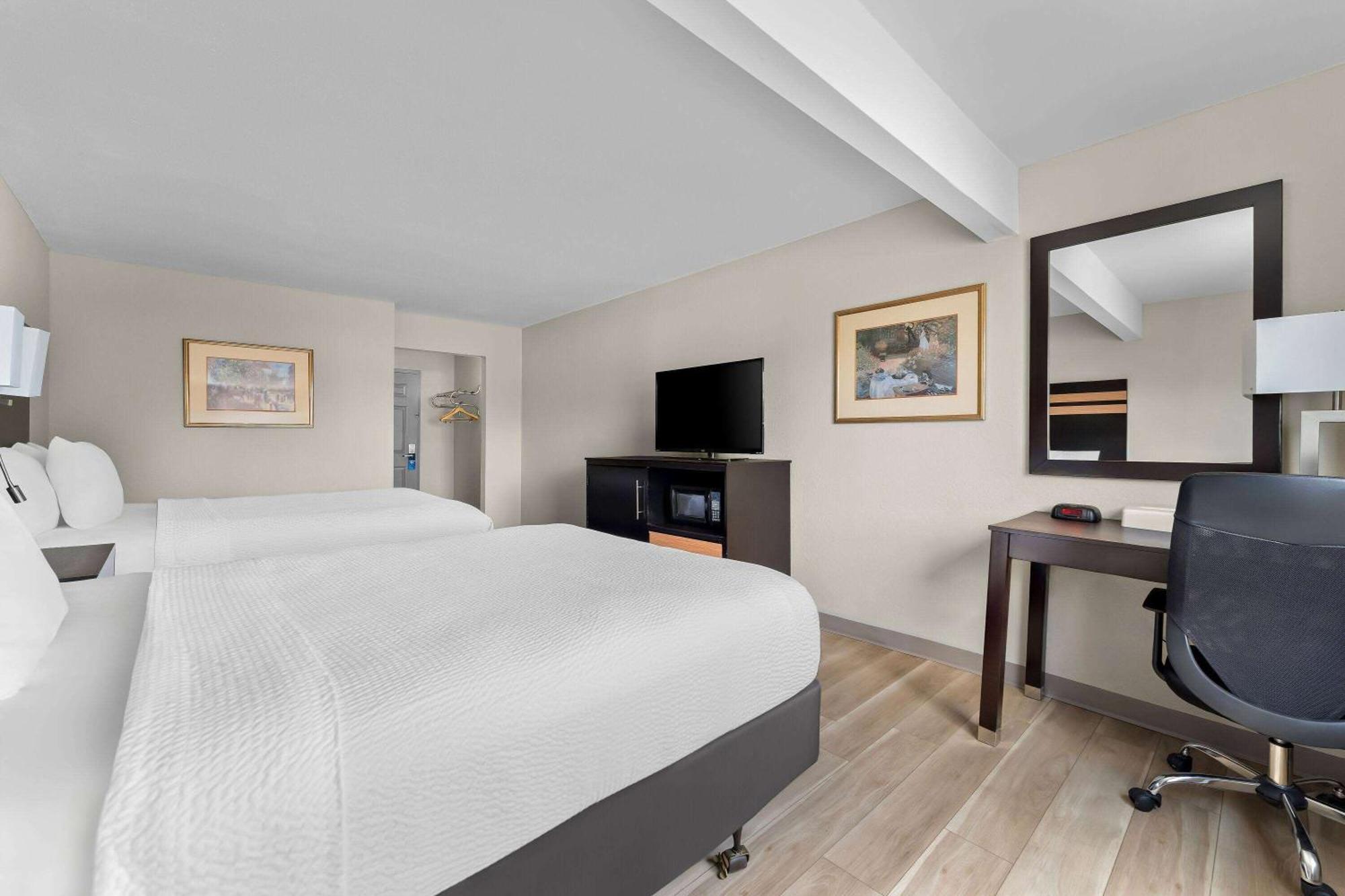 Days Inn By Wyndham Albany Suny Exterior foto